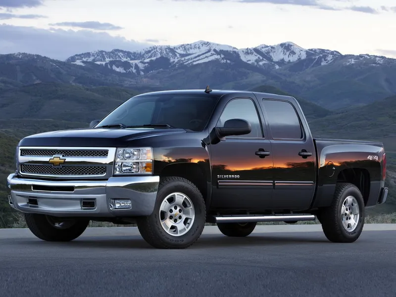 Chevrolet Silverado 2006, пикап, 2 поколение, GMT901 (10.2006 - 04.2013)