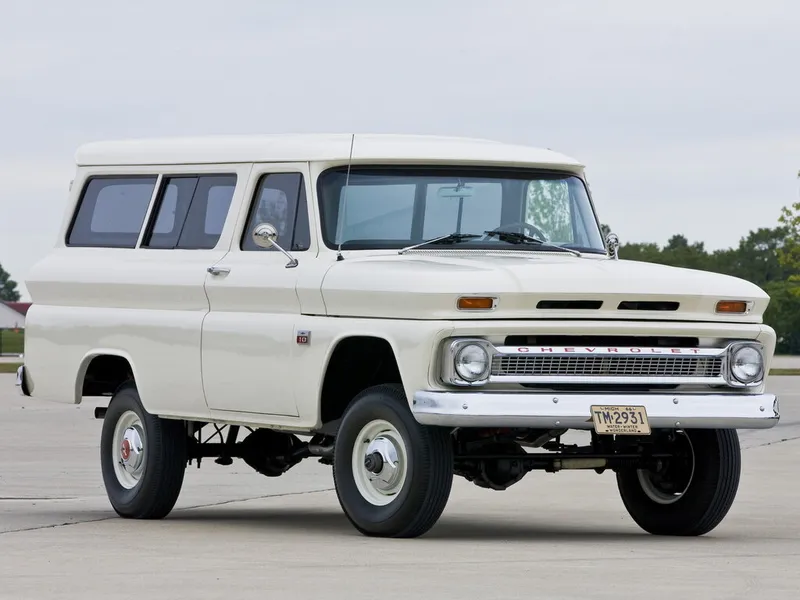 Chevrolet Suburban рестайлинг 1962, джип/suv 5 дв., 5 поколение (07.1962 - 09.1966)