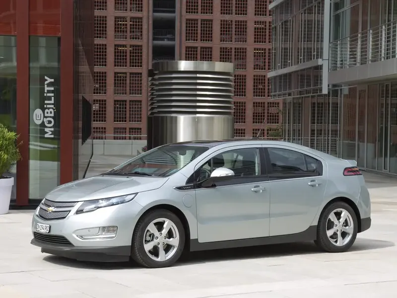 Chevrolet Volt 2010, лифтбек, 1 поколение (11.2010 - 02.2014)