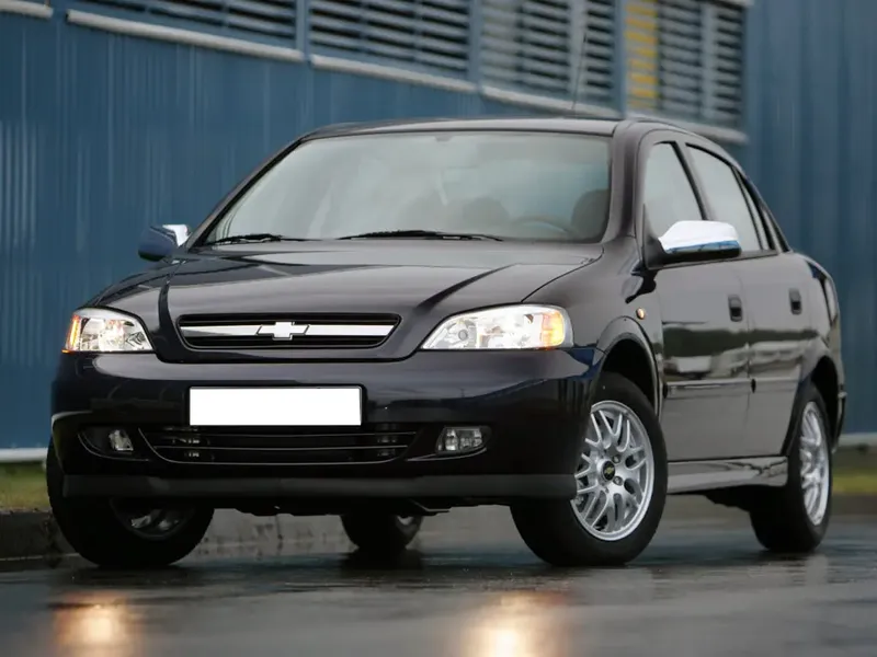 Chevrolet Viva 2004, седан, 1 поколение (09.2004 - 09.2008)