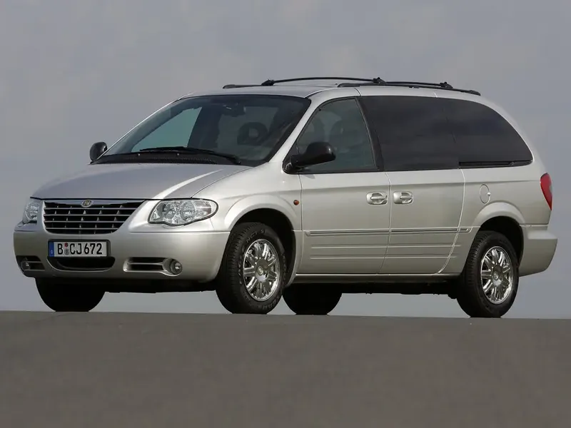 Chrysler Grand Voyager рестайлинг 2004, минивэн, 4 поколение (06.2004 - 12.2007)