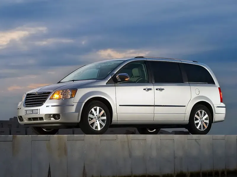 Chrysler Grand Voyager рестайлинг 2011, минивэн, 5 поколение (09.2011 - 12.2015)