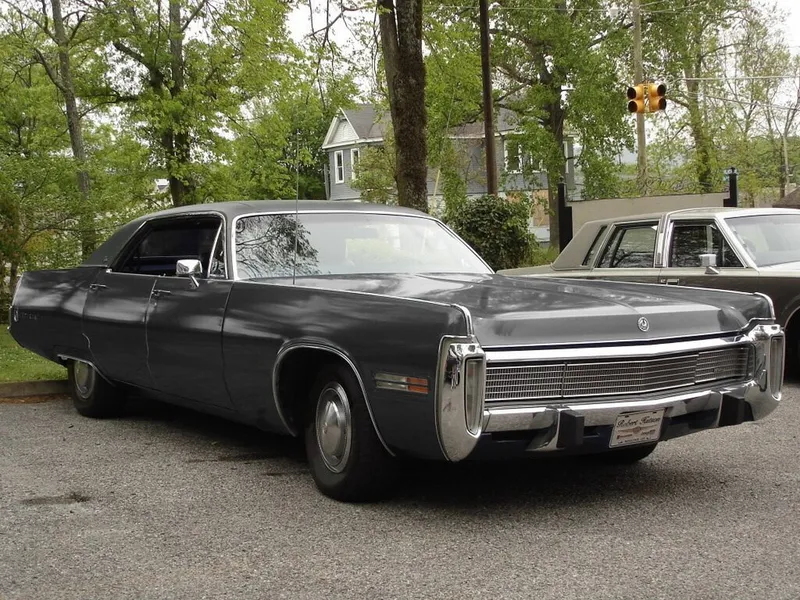 Chrysler Imperial 4-й рестайлинг 1972, седан, 10 поколение (10.1972 - 09.1973)