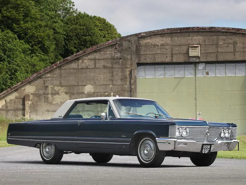 Chrysler Imperial рестайлинг 1967, купе, 9 поколение (10.1967 - 09.1968)