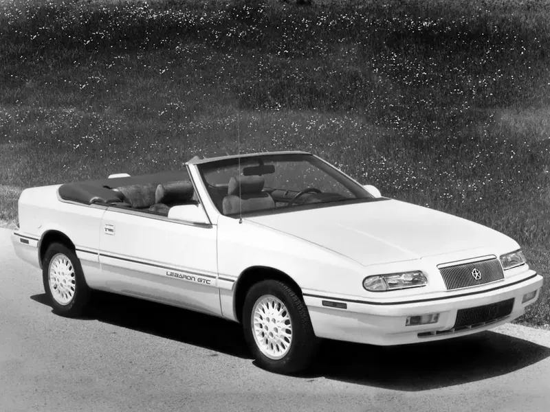 Chrysler Le Baron рестайлинг 1992, открытый кузов, 3 поколение (02.1992 - 01.1995)