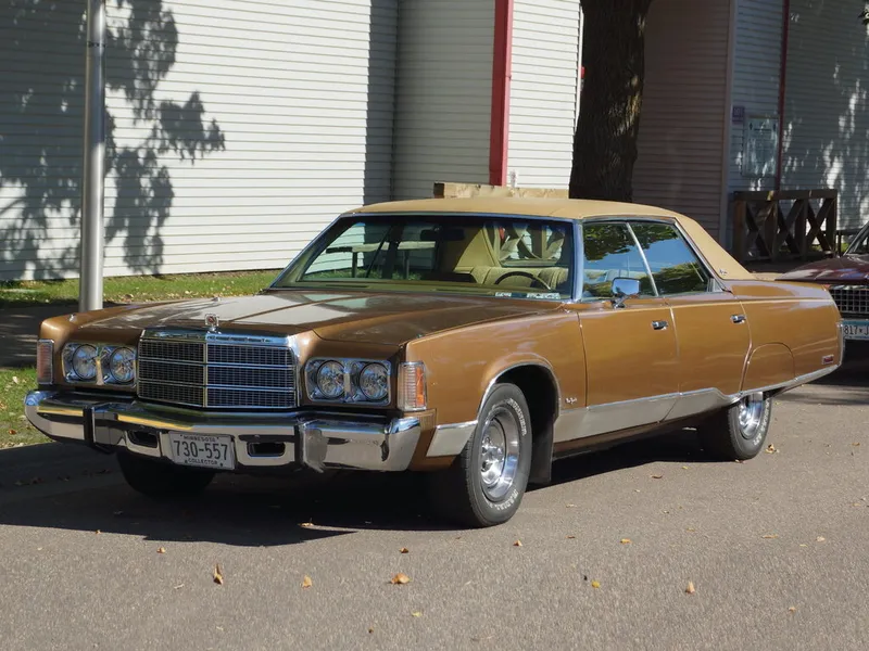 Chrysler New Yorker 1973, седан, 9 поколение, 4C, 5C (10.1973 - 10.1975)