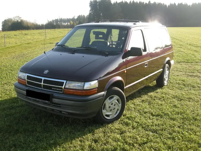 Chrysler Voyager 1991, минивэн, 2 поколение, ES (01.1991 - 09.1995)