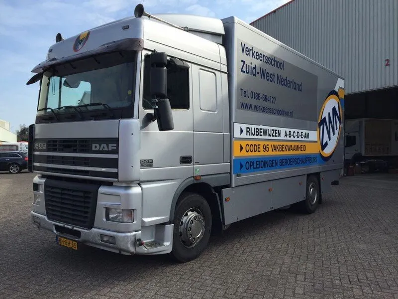 DAF XF 4x2 1997, шасси, 1 поколение, 95XF (06.1997 - 10.2002)