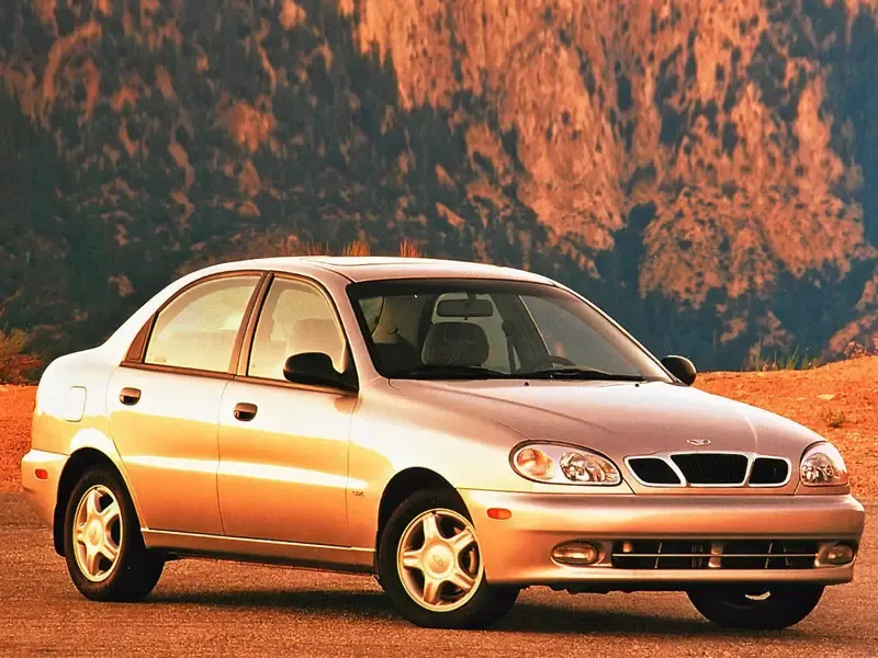 Daewoo Lanos рестайлинг 2000, седан, 1 поколение, T150 (04.2000 - 01.2003)