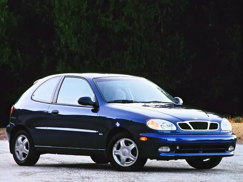 Daewoo Lanos рестайлинг 2000, хэтчбек 3 дв., 1 поколение, T150 (04.2000 - 01.2003)