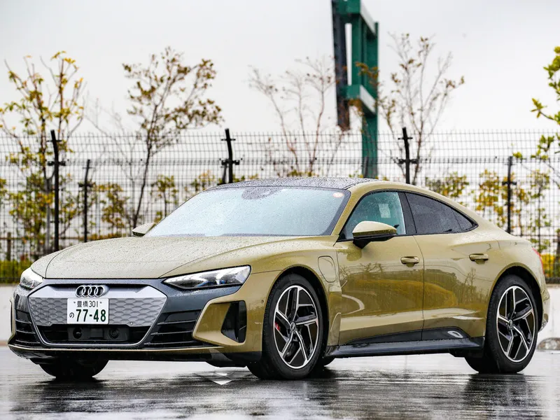 Audi e-tron GT 2021, седан, 1 поколение (10.2021 - н.в.)