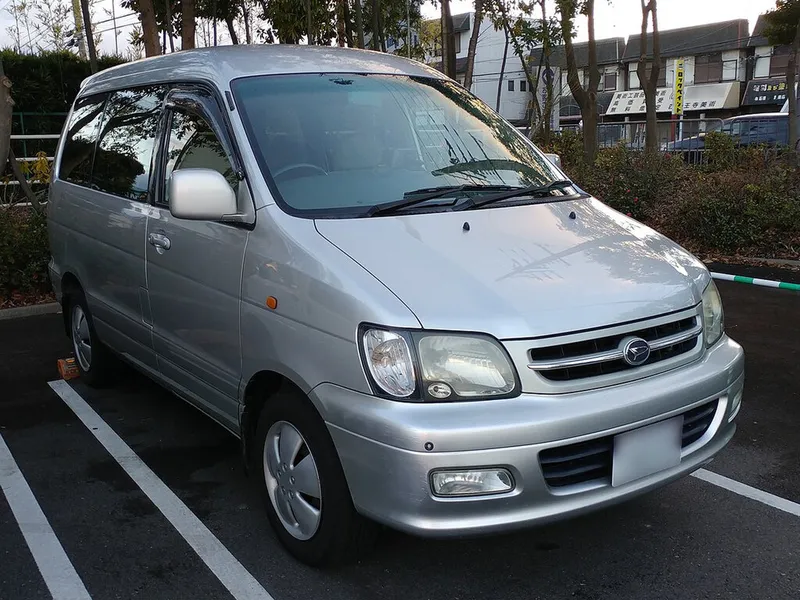 Daihatsu Delta 1996, минивэн, 3 поколение (11.1996 - 10.2001)