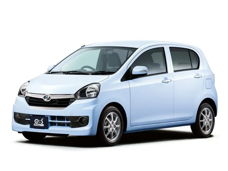 Daihatsu Mira e:S рестайлинг 2013, хэтчбек 5 дв., 1 поколение (08.2013 - 04.2017)