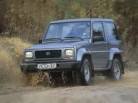 Daihatsu Rugger 2-й рестайлинг 1990, джип/suv 3 дв., 1 поколение (11.1990 - 12.1995)