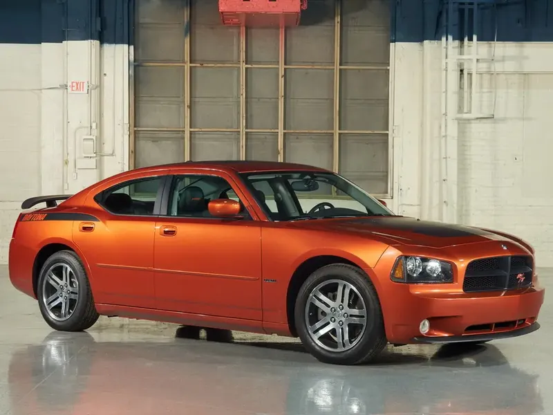 Dodge Charger 2005, седан, 6 поколение, LX (04.2005 - 12.2010)