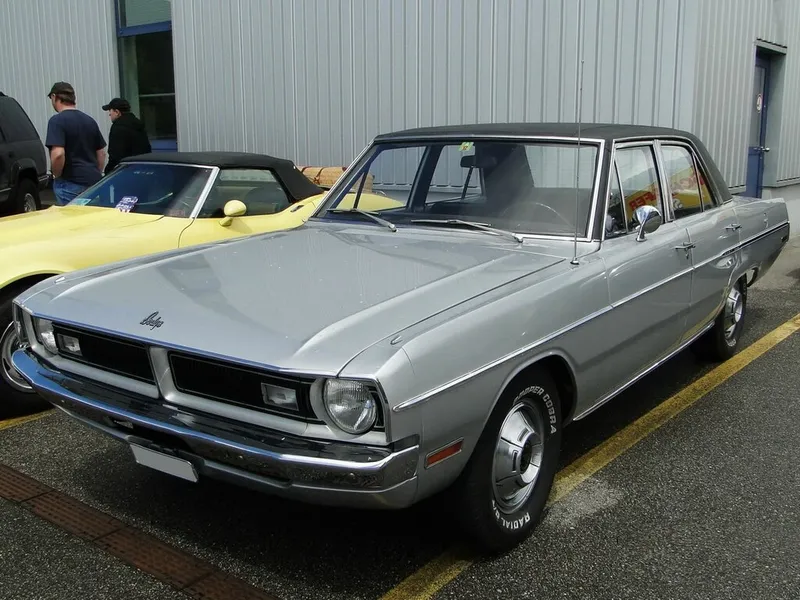 Dodge Dart рестайлинг 1970, седан, 5 поколение (10.1970 - 09.1971)