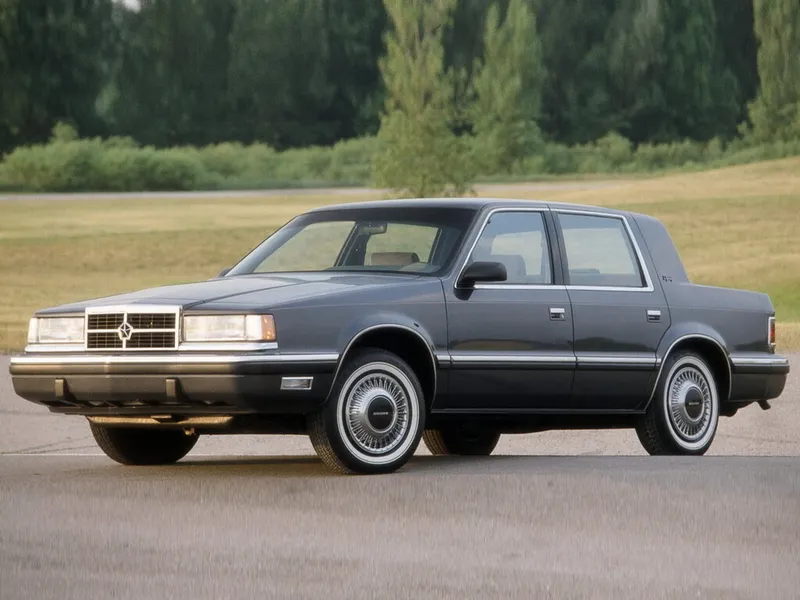 Dodge Dynasty 1987, седан, 1 поколение (05.1987 - 08.1993)
