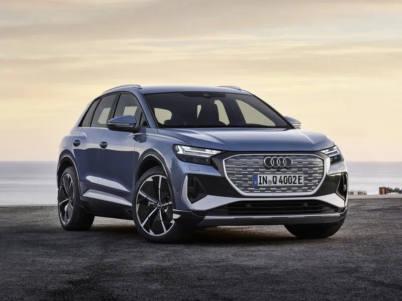 Audi Q4 e-tron 2021, джип/suv 5 дв., 1 поколение (04.2021 - н.в.)