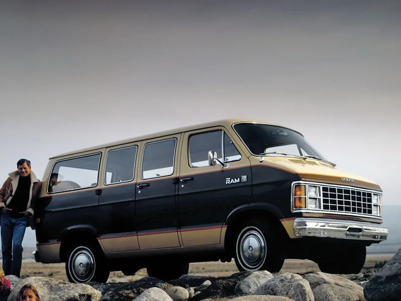 Dodge Ram Van 1978, автобус, 1 поколение (05.1978 - 04.1986)