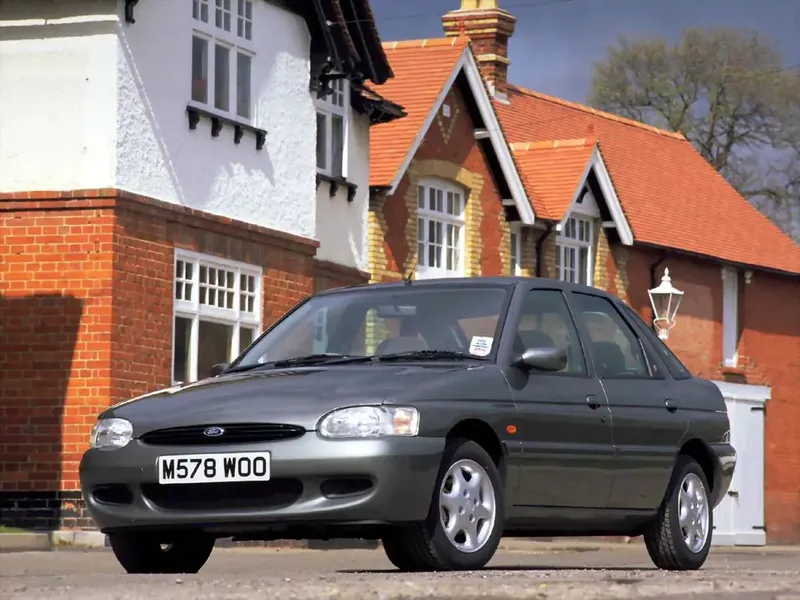 Ford Escort 1995, хэтчбек 5 дв., 6 поколение (01.1995 - 07.2000)