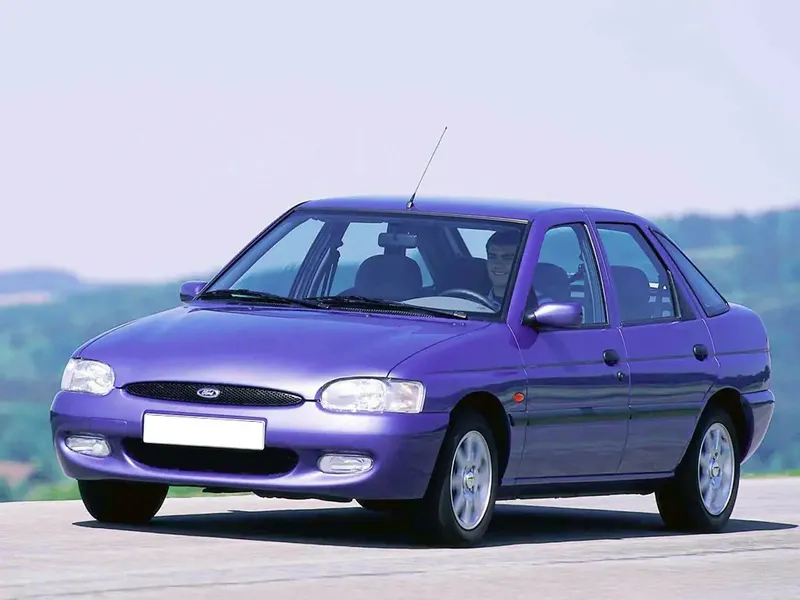 Ford Escort 2-й рестайлинг 1995, хэтчбек 5 дв., 5 поколение (01.1995 - 07.2000)