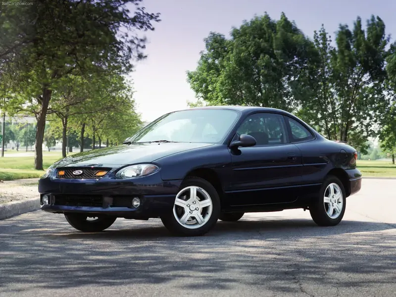 Ford Escort рестайлинг 2002, купе, 3 поколение, ZX2 (03.2002 - 03.2003)