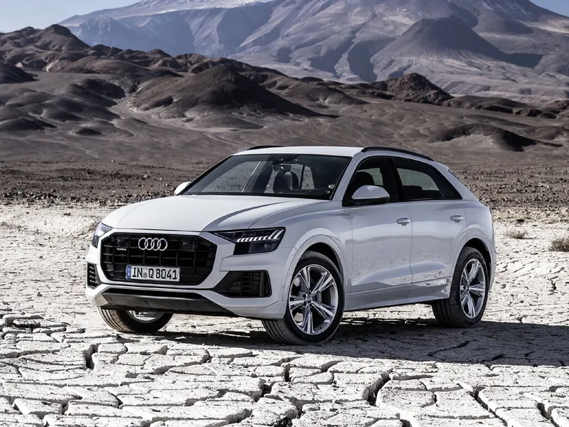 Audi Q8 2018, джип/suv 5 дв., 1 поколение (06.2018 - 12.2022)