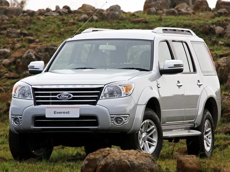Ford Everest 2-й рестайлинг 2009, джип/suv 5 дв., 1 поколение, U268/UR (06.2009 - 08.2013)
