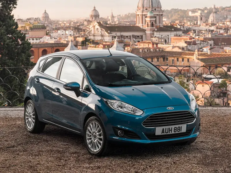 Ford Fiesta рестайлинг 2013, хэтчбек 5 дв., 6 поколение, Mk VII (01.2013 - 10.2019)