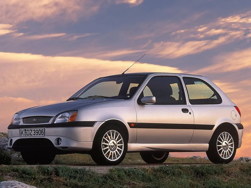 Ford Fiesta рестайлинг 1999, хэтчбек 3 дв., 4 поколение (09.1999 - 09.2001)
