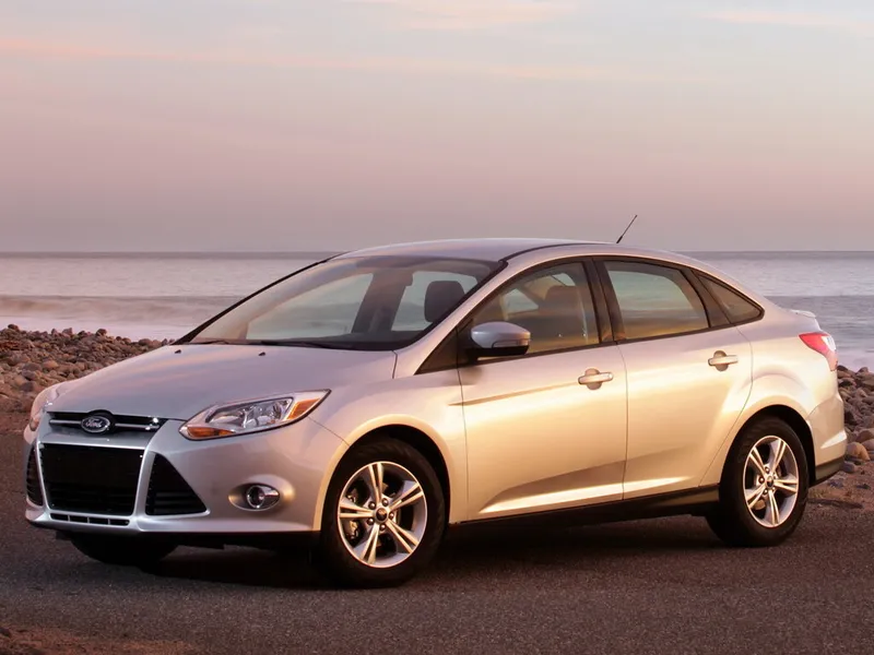 Ford Focus 2010, седан, 3 поколение (12.2010 - 01.2014)