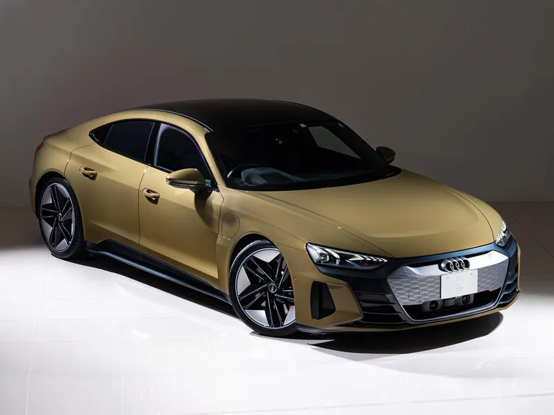 Audi RS e-tron GT 2021, седан, 1 поколение (10.2021 - н.в.)