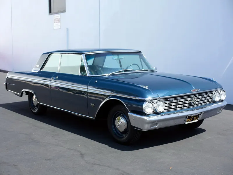 Ford Galaxie 2-й рестайлинг 1961, купе, 2 поколение (10.1961 - 09.1962)