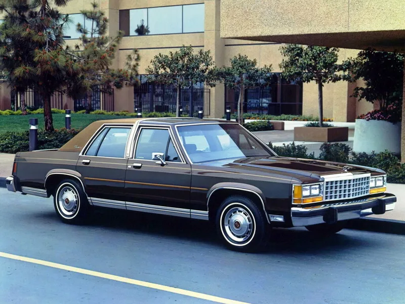 Ford LTD Crown Victoria