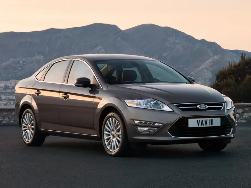 Ford Mondeo рестайлинг 2010, седан, 4 поколение, 4 (09.2010 - 01.2015)