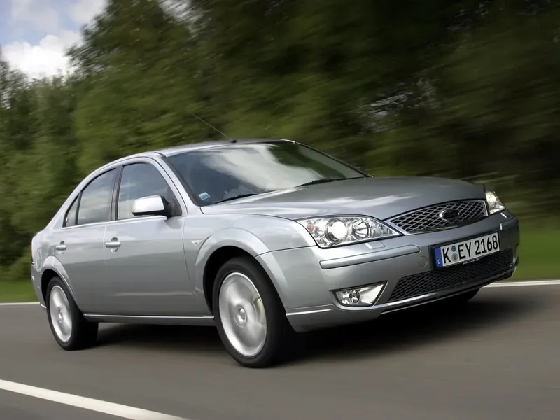 Ford Mondeo рестайлинг 2003, лифтбек, 3 поколение, 3 (06.2003 - 08.2007)