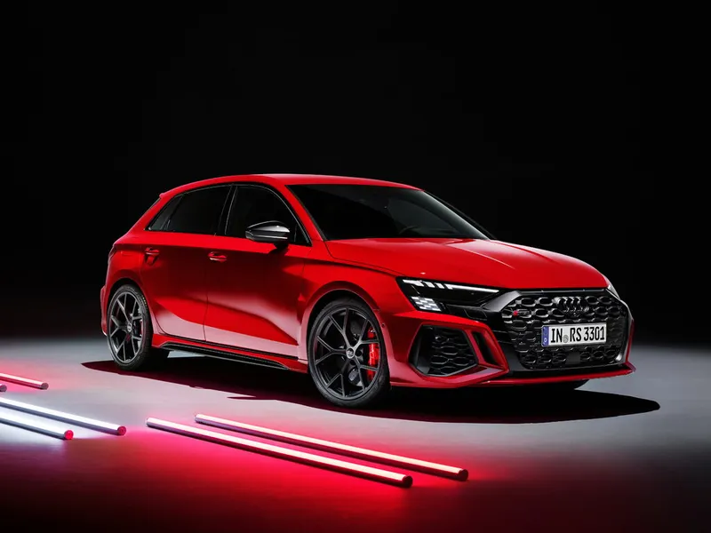 Audi RS3 2021, хэтчбек 5 дв., 4 поколение, 8Y (07.2021 - 12.2022)