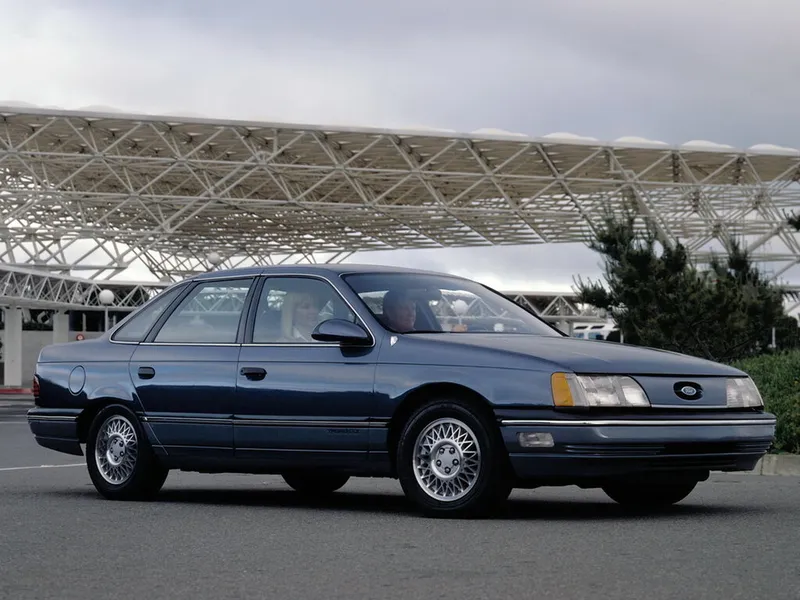 Ford Taurus 1985, седан, 1 поколение (10.1985 - 07.1991)