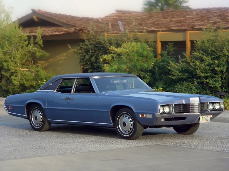 Ford Thunderbird рестайлинг 1969, седан, 5 поколение (09.1969 - 09.1971)