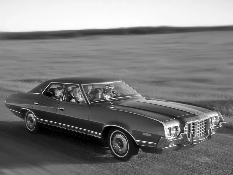 Ford Torino 1972, седан, 3 поколение (09.1972 - 09.1973)