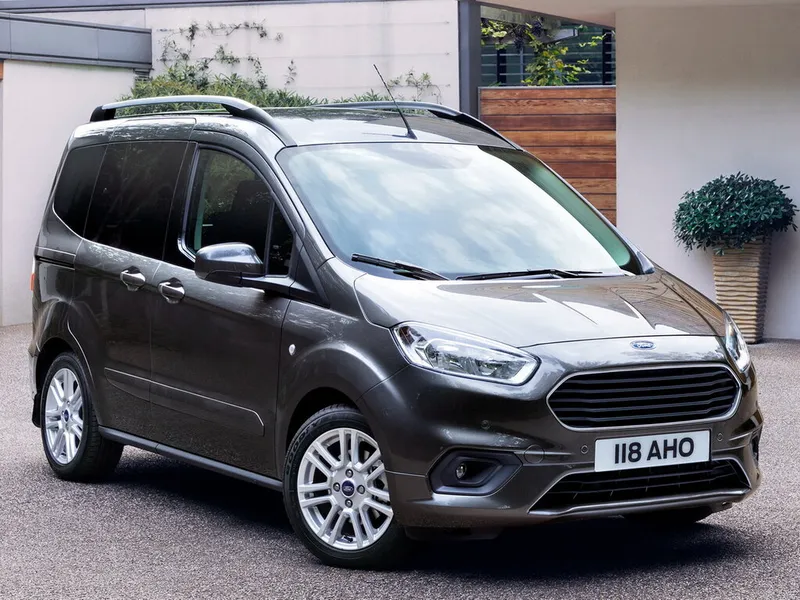 Ford Tourneo Courier рестайлинг 2018, минивэн, 1 поколение (01.2018 - н.в.)