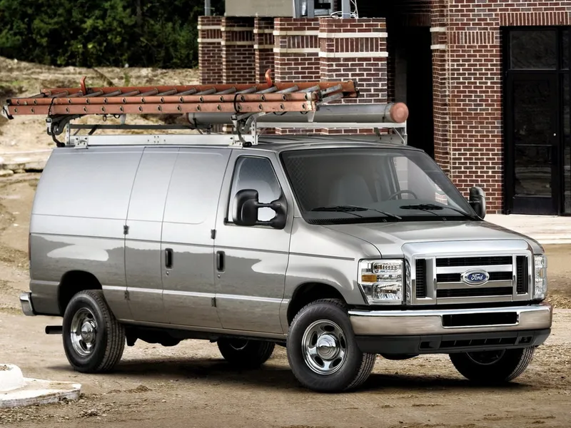 Ford E-Series 3-й рестайлинг 2007, цельнометаллический фургон, 4 поколение (04.2007 - 05.2014)