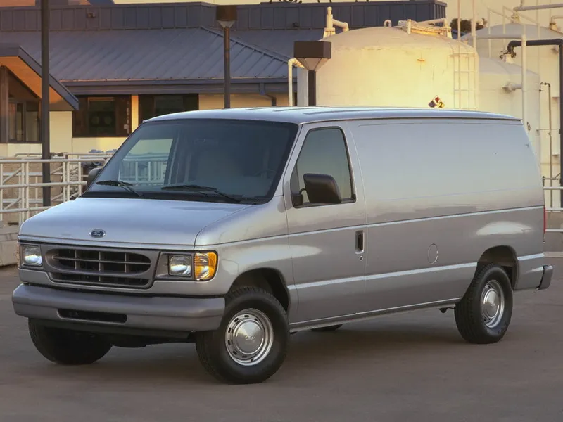 Ford Econoline рестайлинг 1997, цельнометаллический фургон, 4 поколение (05.1997 - 07.2003)