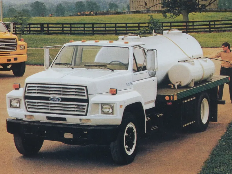 Ford F800 1983, шасси, 6 поколение (04.1983 - 07.1994)