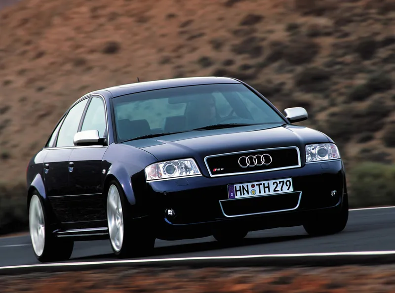 Audi RS6 рестайлинг 2002, седан, 2 поколение, C5 (07.2002 - 09.2004)