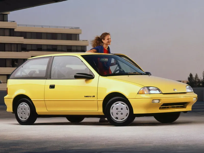 Geo Metro 1988, хэтчбек 3 дв., 1 поколение (05.1988 - 04.1994)