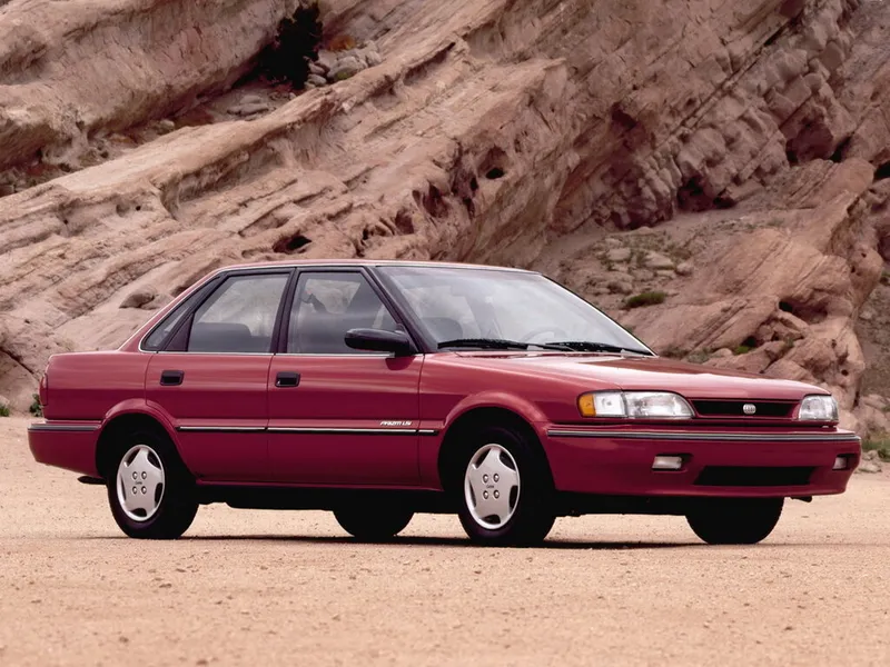 Geo Prizm 1989, седан, 1 поколение (04.1989 - 06.1992)