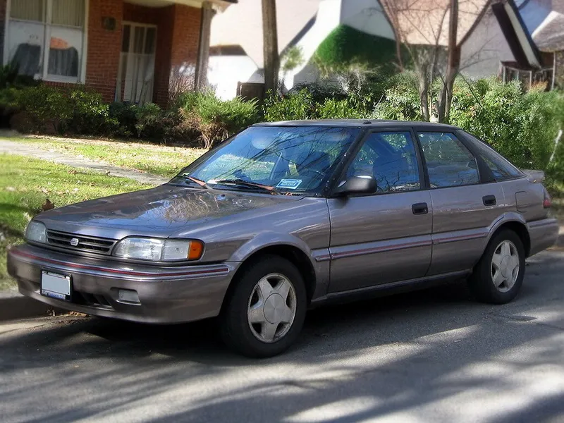 Geo Prizm 1989, хэтчбек 5 дв., 1 поколение (04.1989 - 06.1991)