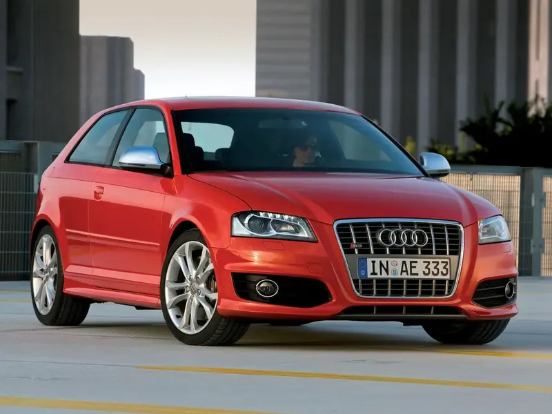 Audi S3 рестайлинг 2008, хэтчбек 3 дв., 2 поколение, 8P (07.2008 - 07.2013)