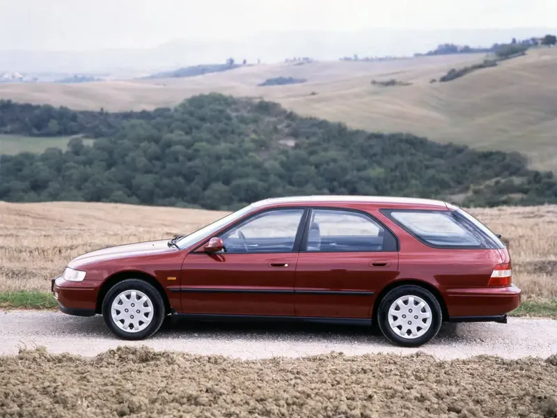 Honda Accord 1994, универсал, 5 поколение, CE (05.1994 - 01.1996)